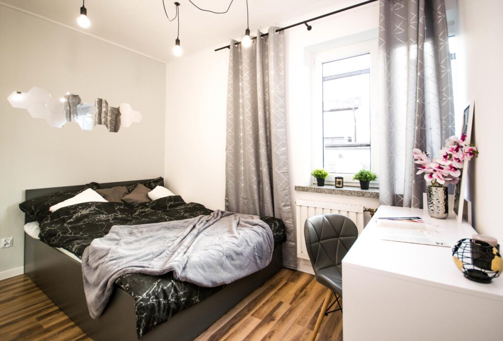 Nowoczesne mieszkanie 3-pokojowe – 5 min. pieszo od UM- ul. Budrysów